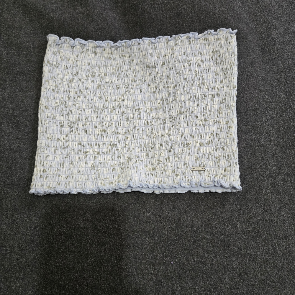 Hollister Cream Textured Tube Top